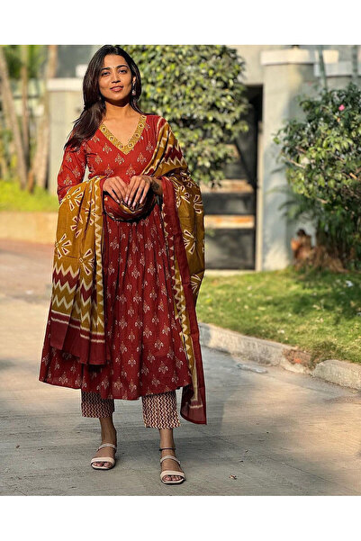 IndHeritage Premium cotton 3pc A line kurti set / salwar suit with embroidery...