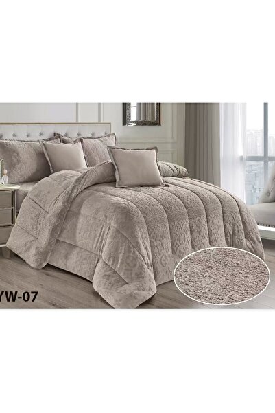 Moon 4-piece winter comforter set, soft velvet center filling with plain fur,...