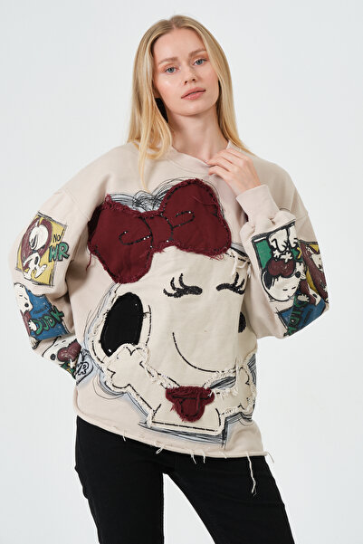 PittaFashion Amiable Bej Oversize Snoopy Karakterli Nakışlı Tasarım Sweatshirt