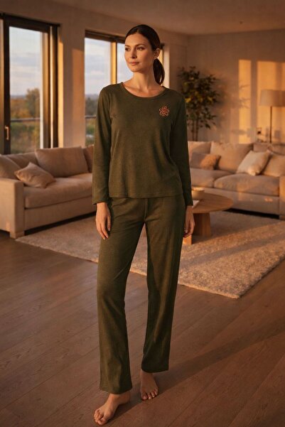 GAMDELLE MODA Women's Embroidered Khaki Long Sleeve Corded Fabric Pajama Set