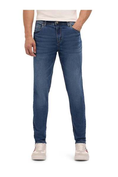 The Bear House Men’s Regular Fit Denim Jeans with Stretch, Stylish Look & All...