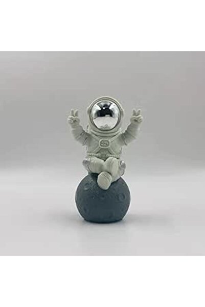 Generic Astronaut Statue Home Decor