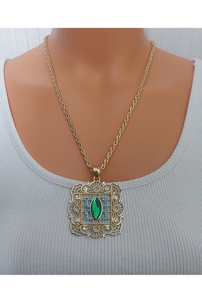 Nej Chain Necklace