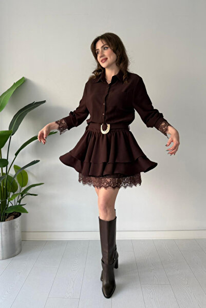 MOZENA Dantel Biyeli Katlı Kemerli Mini Gömlek Elbise