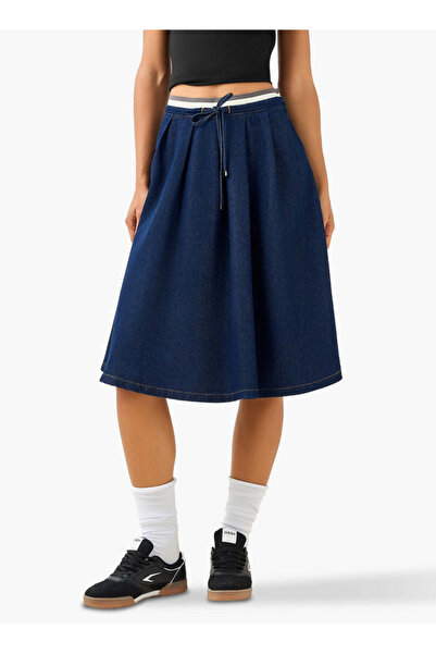 Lee Cooper تنورة جينز مطوية برباط