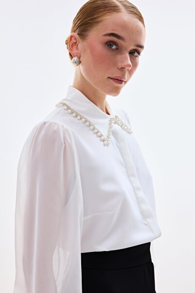 Sateen Accessory Collared Shirt - Ecru