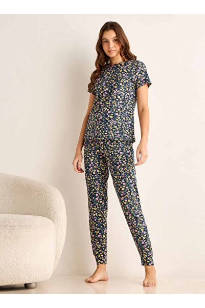 FAV Pyjama Set Printed T-shirt & Pyjama