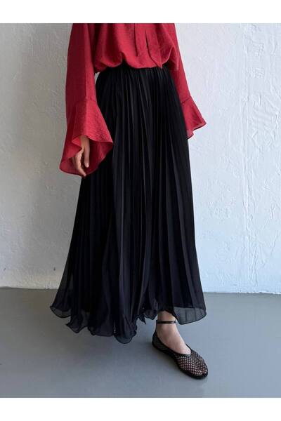 She Olive Long Chiffon Skirt with Pleated Mesh