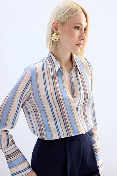 Sateen Цветна риза на райета - бебешко синьо