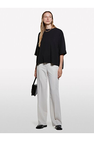 Sisley Modal Karışımlı Asimetrik Boxy Fit T-Shirt Kadın Siyah T-Shirt - 325A3...