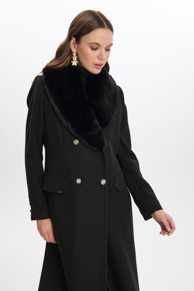 Zühre Fur Collar Buttoned Long Black Coat 13623