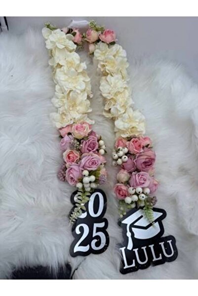 chocogift Graduation Necklace Laurel of Excellence