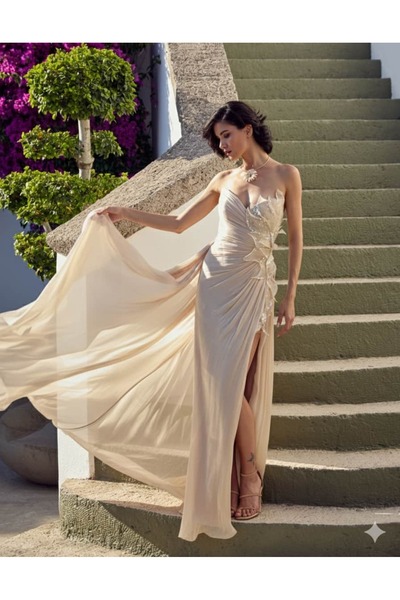 Hanımefendi Giyim Sparkly Leaf Pattern Embroidered Y Slit Strapless Long Even...