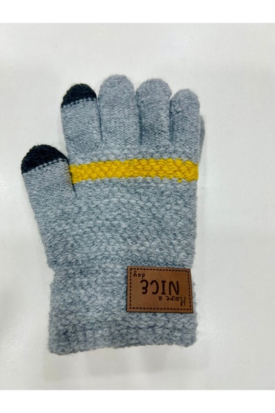 Kitti Gloves