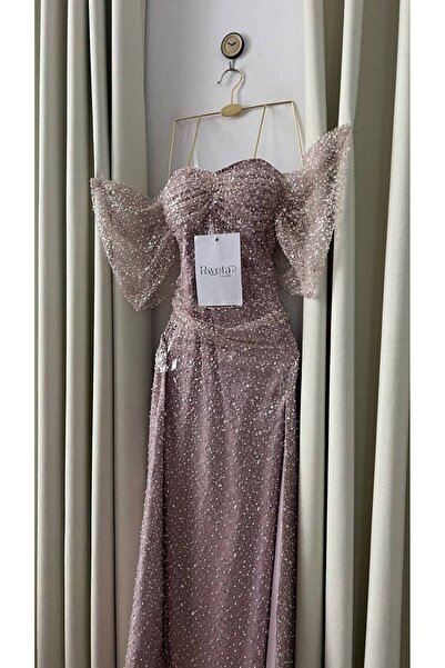 RWETA A royal dress that steals the eyes