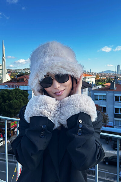 Mollycrush Women's Beige Plush Fur Bucket Hat and Bracelet Set |   Premium