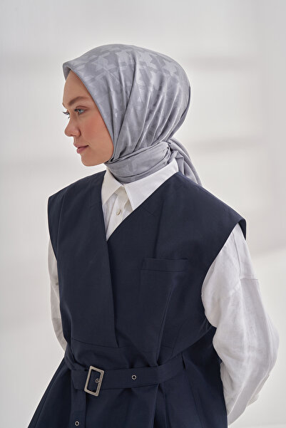 ARMANDA Italian Jacquard Hawk Eye Pattern Scarf - Gray