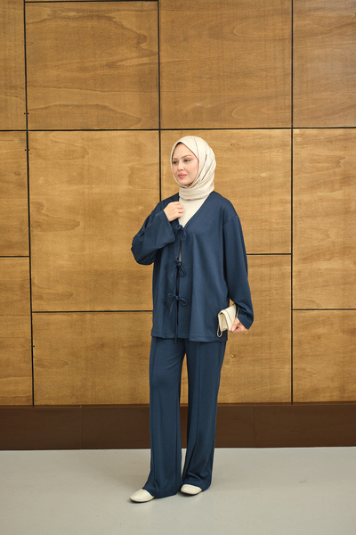 LOCCO Γυναικείο κοστούμι κιμονό με λαιμόκοψη σε σχήμα V με κορδόνια και κανον...