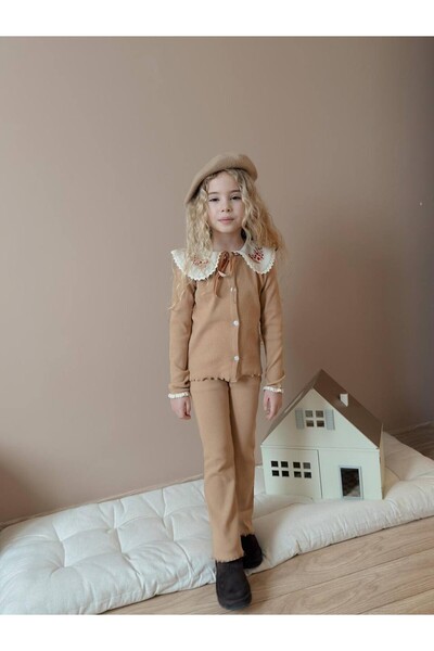 MİNİKO KİDS SET CU COLAR DE DANTELĂ PENTRU FETE, CU TĂLAȚI, tricotaj cu stria...