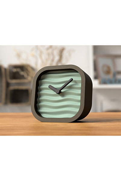 Vuslat Hediyelik Dekoratif Masa Üzeri Saat (10x10 cm )