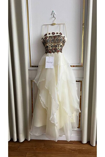 RWETA Pearl-colored evening dress