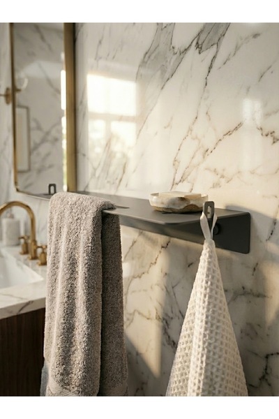 mee wall art حامل مناشف معدني مع رف ورف حائط متعدد الأغراض - مطلي كهربائيًا ب...