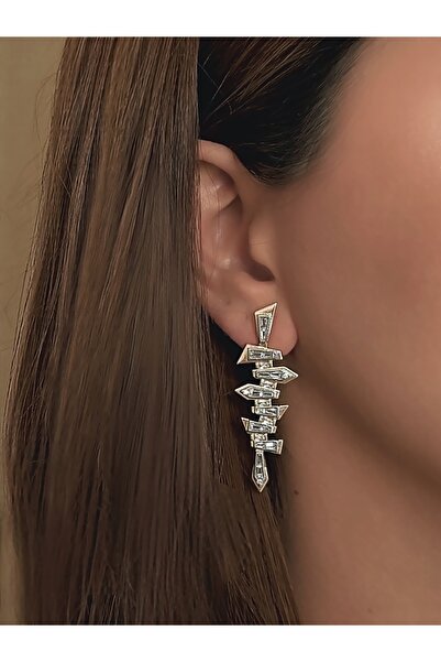 QA Quella Accessories أقراط نسائية من سلسلة خاصة من ماركة B موديل فضي مرصع با...