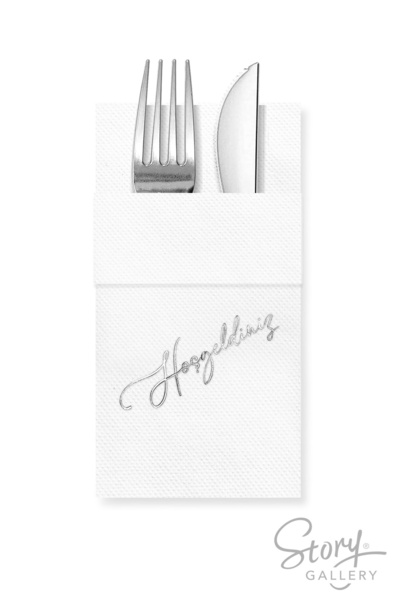 Story مناديل ورقية بيضاء اللون مقاس 40×40 سم مع نقش ترحيبي و16 جيبًا