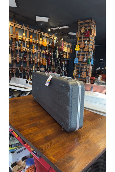 PENA MÜZİK Elektro Hard Case Bavul Çanta