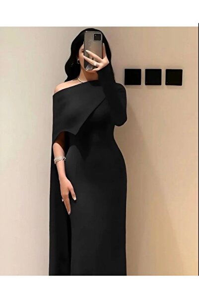 ZAHRA A dress that's the perfect choice for an elegant look from Zahra Fashion