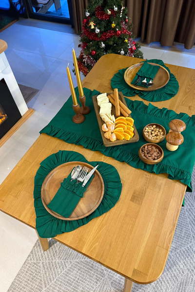 KaiHome Mossy Series Green Heart Ruffled Linen Placemat / American Service