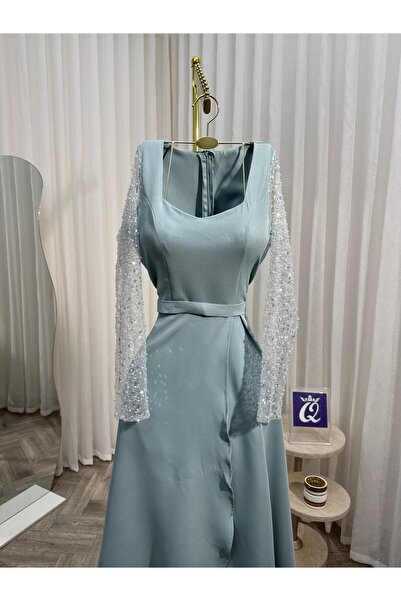 ainaqat aljawhara Evening dress with belt