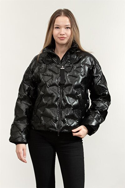 Emporio Armani Kadın Kapşonlu Yaka Marka Detaylı Fermuarlı Şişme Siyah Mont 6...