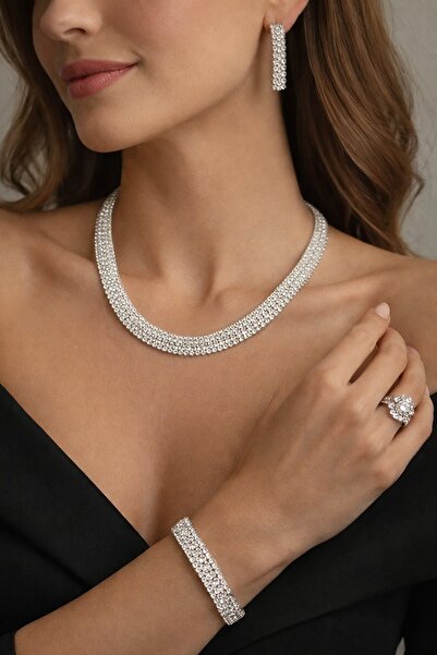 TAKIŞTIR Gümüş Renk Taş Detaylı 4'lü Abiye Set