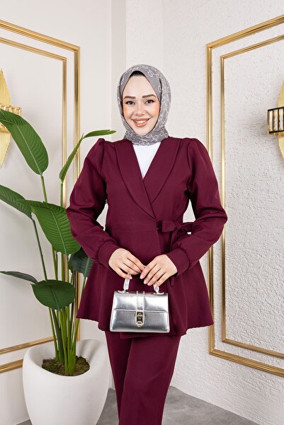 Foremia طقم جاكيت بتفاصيل حزام - لون بورجوندي