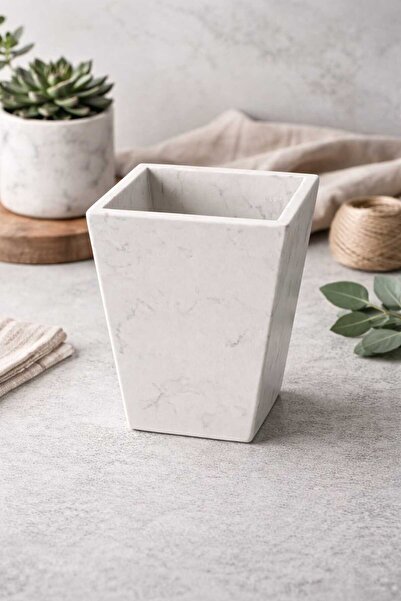 Marbello Kuvars Mermer Dekoratif Çiçek Vazosu