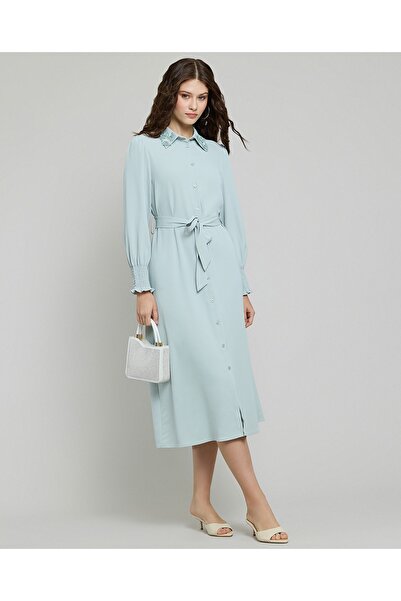 R&B فستان قميص بياقة مزينة وأكمام منفوخة