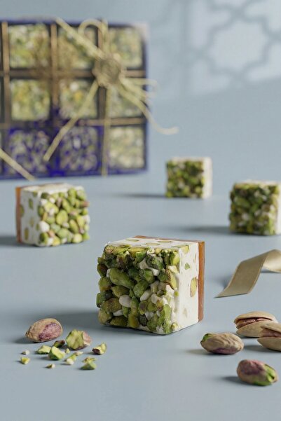 Paşa Dairesi Antep Fıstıklı Nugat Pestil Hediyelik Kutulu