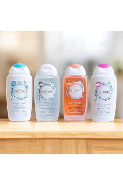 Femfresh مجموعة العناية الفائقة: غسول يومي لطيف وفعّال للبشرة الحساسة، 250 مل...