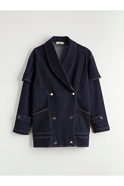 LC Waikiki جاكيت جينز نسائي باللون الأزرق الداكن بأزرار على الجهتين