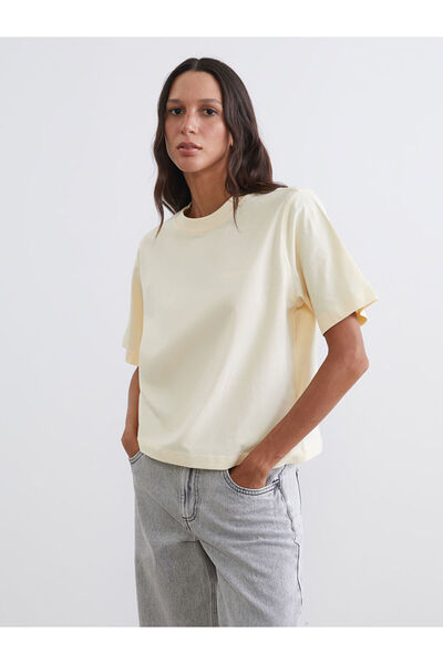 LC Waikiki RMZ GİYİM FARKIYA تي شيرت نسائي بياقة روبا