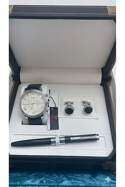 Boutique A stylish men's accessory set that comes in a luxury box.