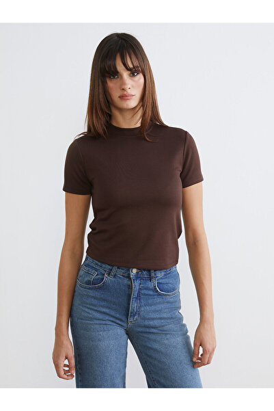 LC Waikiki تي شيرت نسائي من Özmarka New Season برقبة دائرية