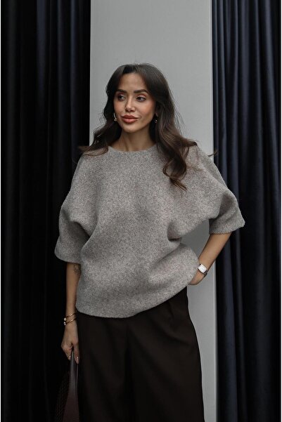 Havoş Pulover din nurcă cu detaliu din dantelă pe spate