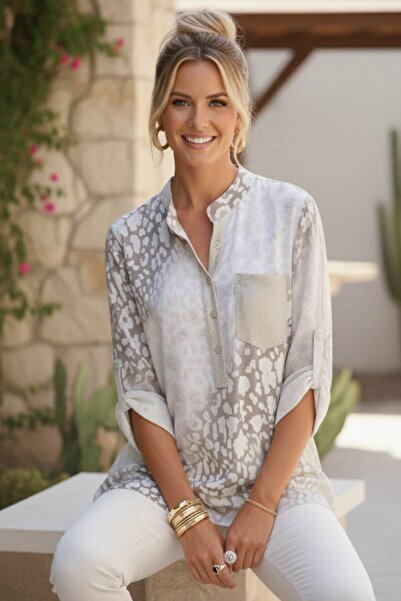 Chiccy Italian Ecru Court Collar Buttoned 3/4 Sleeve Patterned Sequin Pockete...