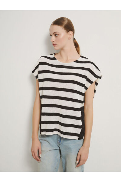 LC Waikiki Crew Neck Striped Women's Knitwear Sweater