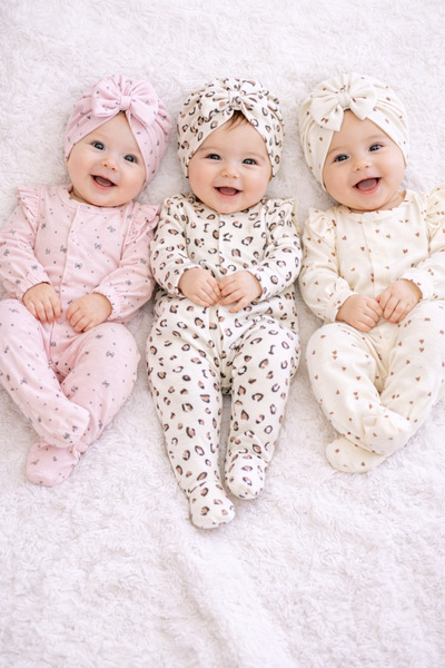 UmBaby Leopar, Kalp ve Fiyonk Desenli Kız Bebek Hastane Çıkışı – 6 Parça Pati...