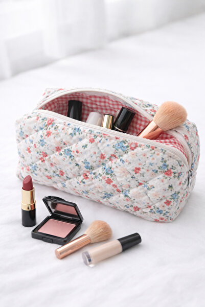 Zeyne Zyn02 Kapitone ve Çiçek Detaylı Makyaj Çantası