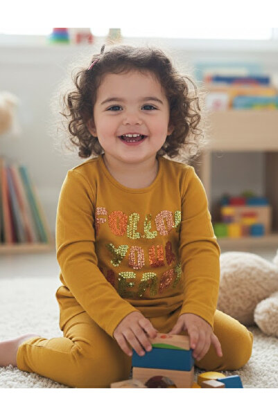 Evendi Bluza, Mustar