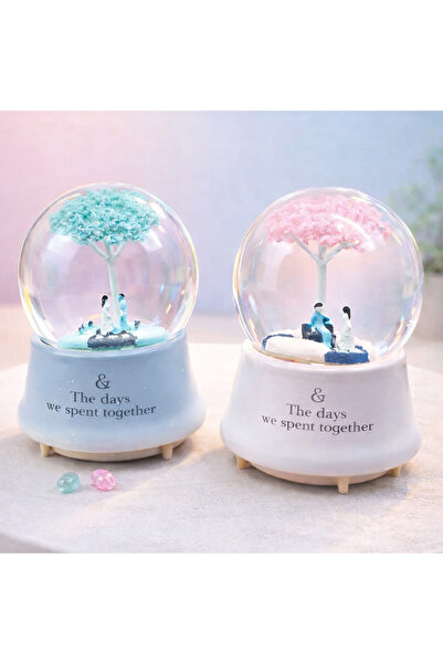 AYCER Büyük Boy Romantik Çiftler Temalı Kar Küresi